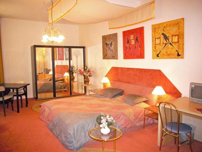 Central Budget Hotel Bona Quarto foto