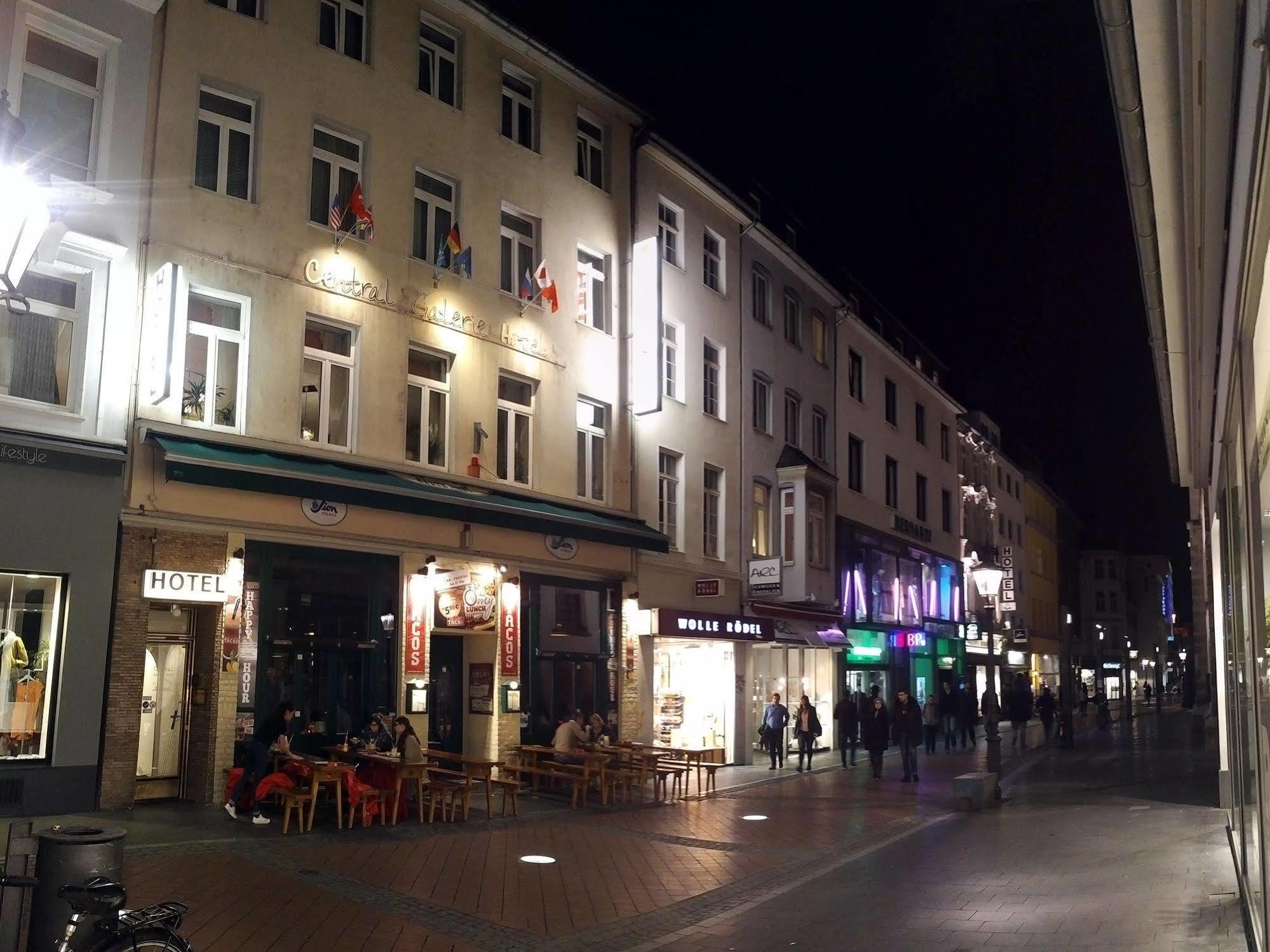 Central Budget Hotel Bona Exterior foto